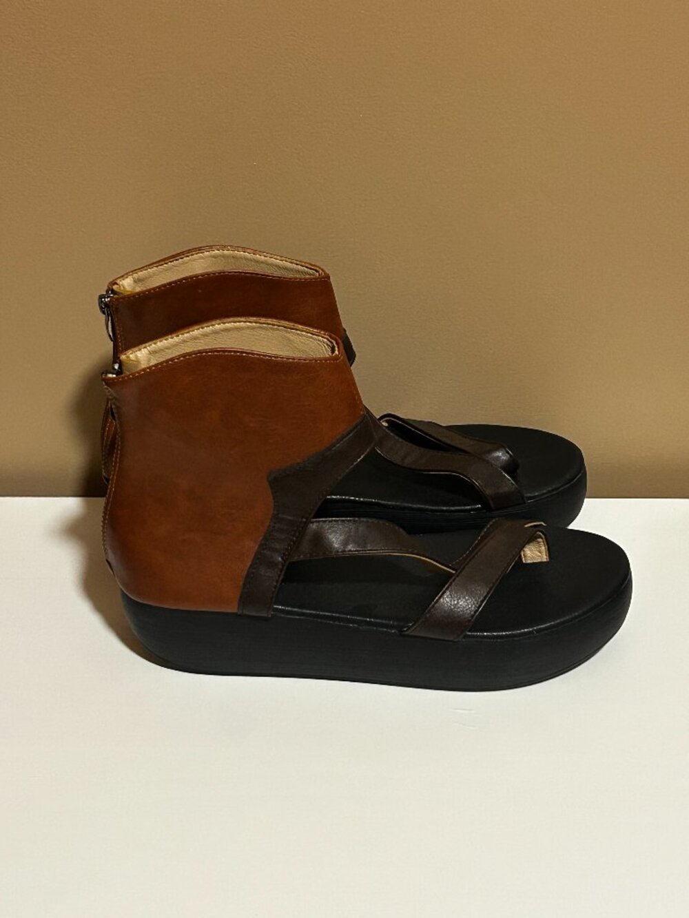 TINSTREE Women's Gladiator Platform Wedge Sandals Size 9.5 - 10